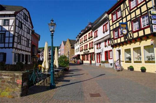 <a style='color:#268bd1;cursor:pointer;' href='/'>移民德國</a>法人簽證適宜人群您都了解多少？