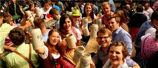 德國(guó)生活離不開(kāi)他們的啤酒