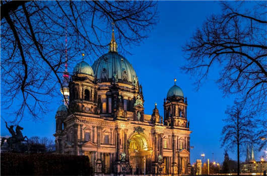 德國(guó)制造“德視佳”照亮您的未來(lái)，品質(zhì)的保障