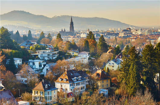 德國農村的繁華等同于德國大城市，井然有序