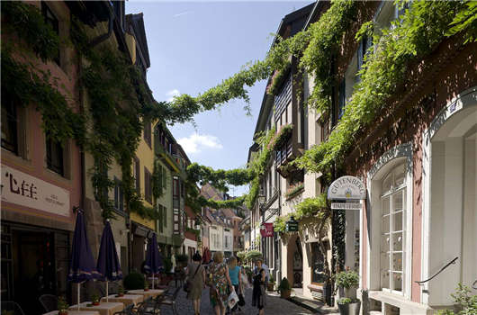 德國移民資訊，德國養(yǎng)老金每月多少錢？